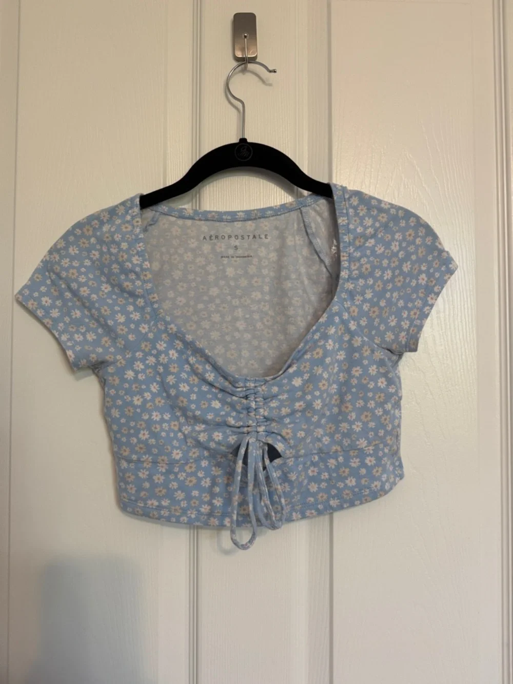 Aeropostale Light Blue Daisy Ruched Crop Top